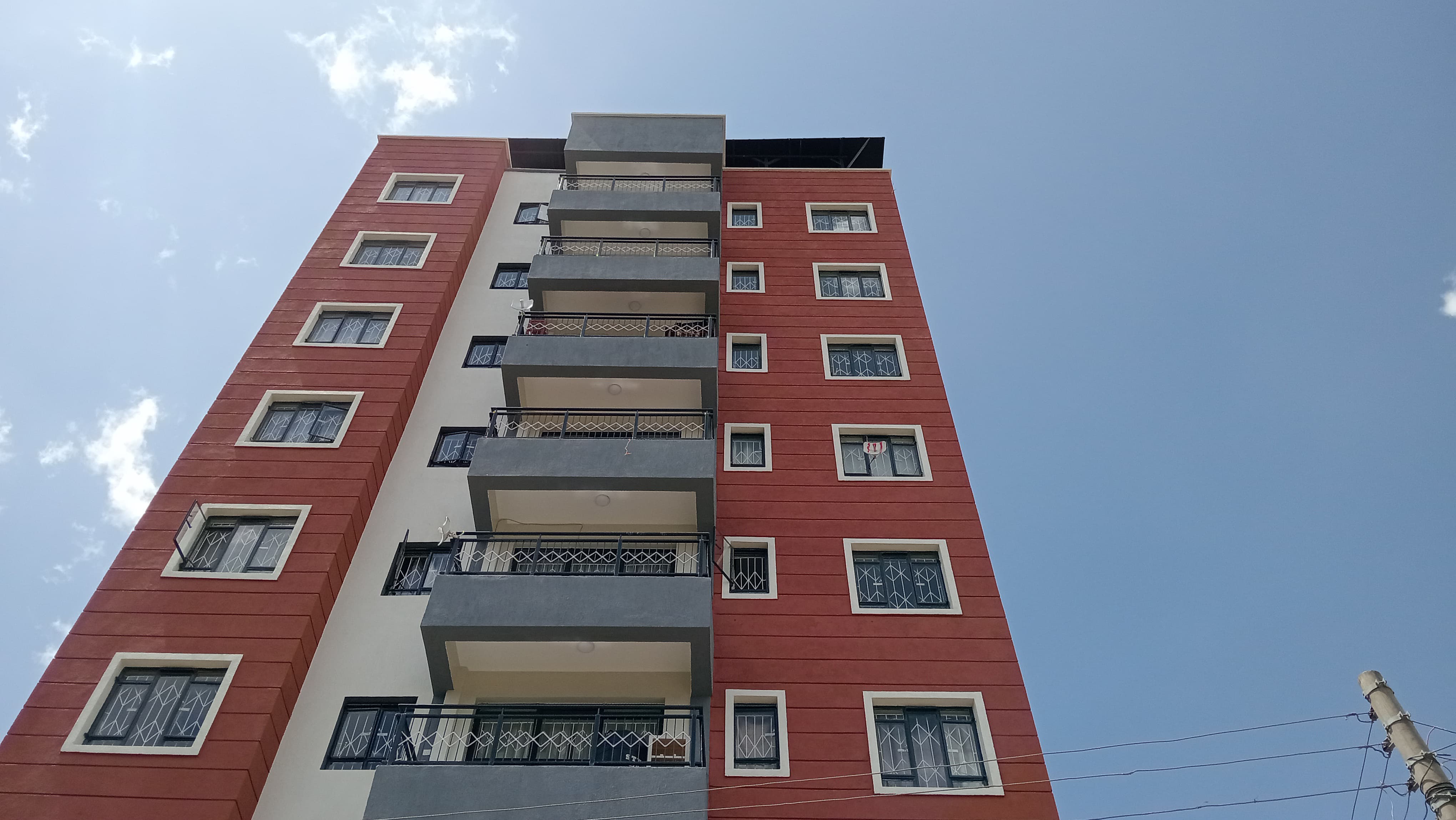 Exterior Photo 6